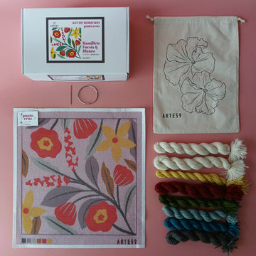 Kit 40x40 cm ramillete fucsia y blanco