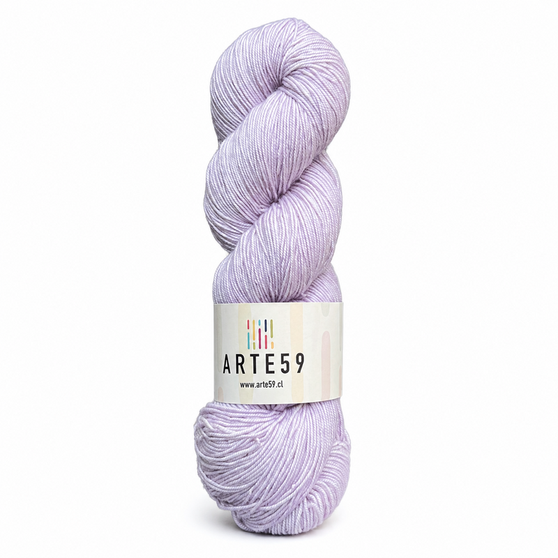 Lila 0574 (merino fingering) — madeja