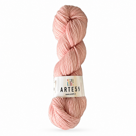 Arte59 Rosa claro 761 merino light sport — una madeja