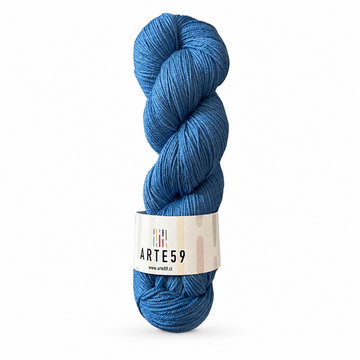 Arte59 Niebla azulada 930 merino light sport — una madeja