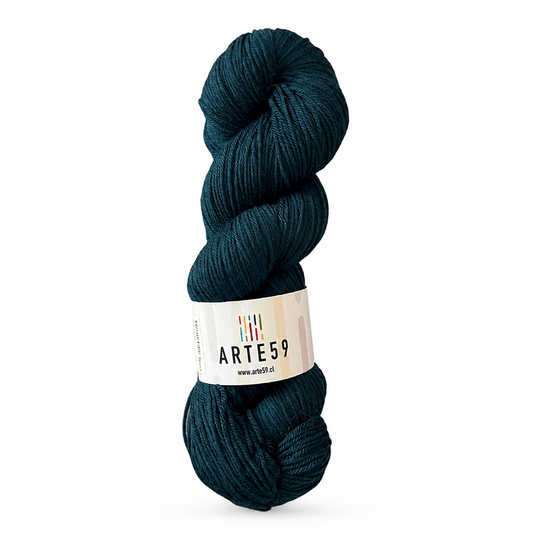 Arte59 Petróleo oscuro 936 merino light sport — una madeja