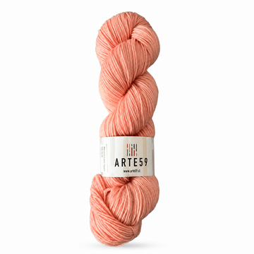 Arte59 Damasco intenso 939  merino light sport — una madeja