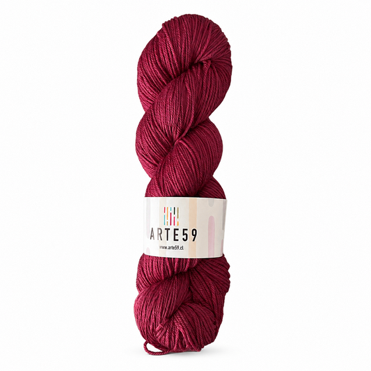 Arte59 Granate rubí 948 merino light sport — una madeja