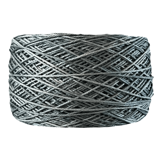 Algodón pima bambú fingering acero PCM – fondo blanco