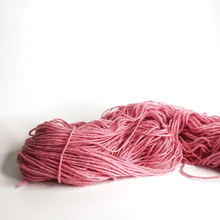 Cargar imagen en el visor de la galería, Arte59 lana rustica para telar Lana rústica Rosado 42

