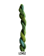 Cargar imagen en el visor de la galería, Lanabel Crewel Aldea Crewel
