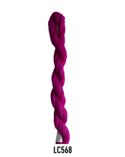 Cargar imagen en el visor de la galería, Lanabel Crewel Berries fuertes Crewel
