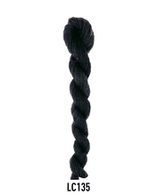 Cargar imagen en el visor de la galería, Lanabel Crewel LC135(negro) Azul, negro y gris Crewel
