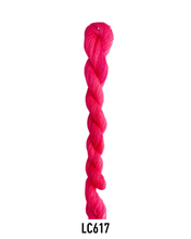 Cargar imagen en el visor de la galería, Lanabel Crewel LC617 Fucsia Crewel
