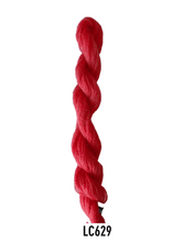 Cargar imagen en el visor de la galería, Lanabel Crewel LC629 Mix rojos rosados Crewel
