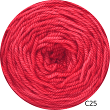 Cargar imagen en el visor de la galería, Lanabel Lana natural C25 lana natural delgada Olé Lana natural
